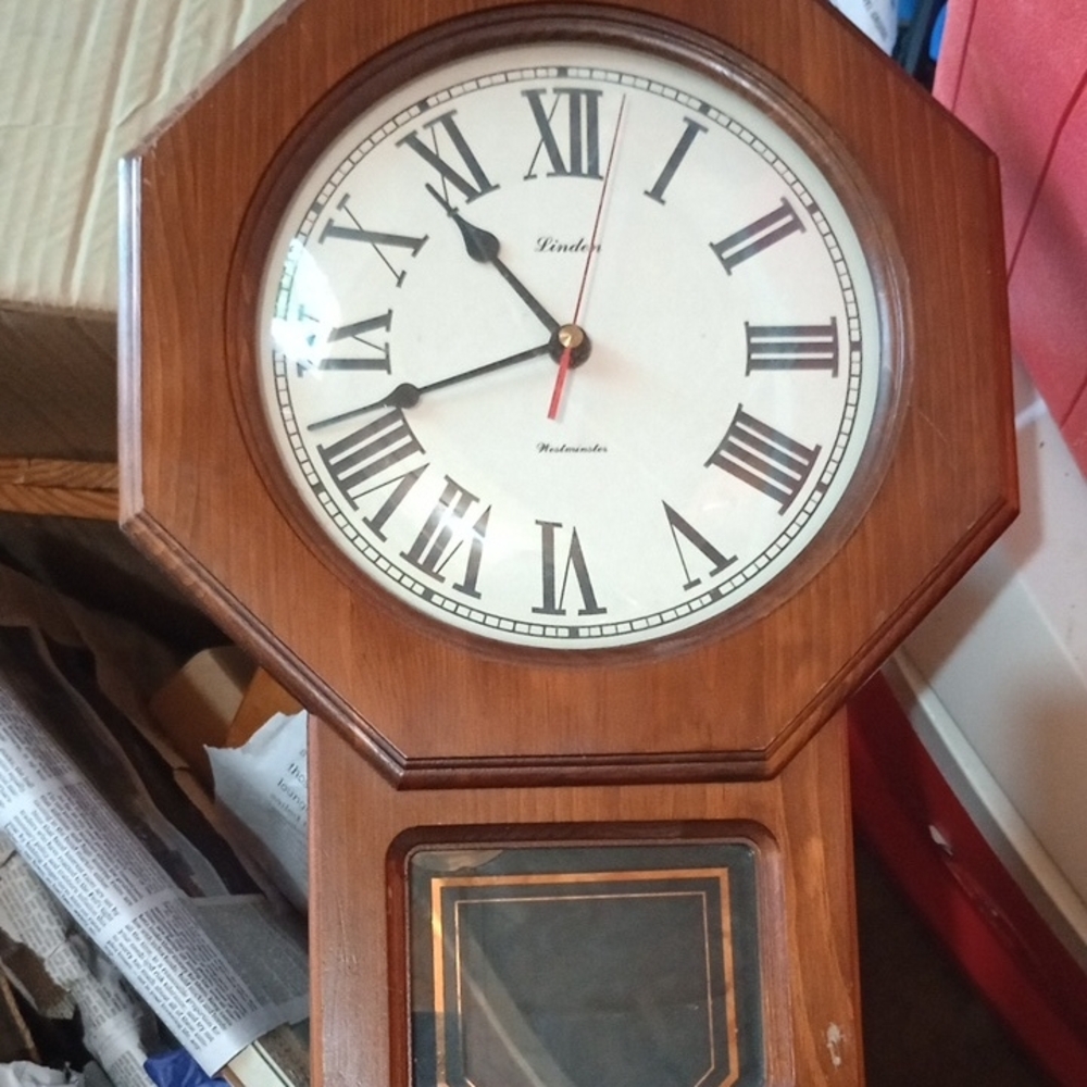 Linden Classic Wooden Wall Clock